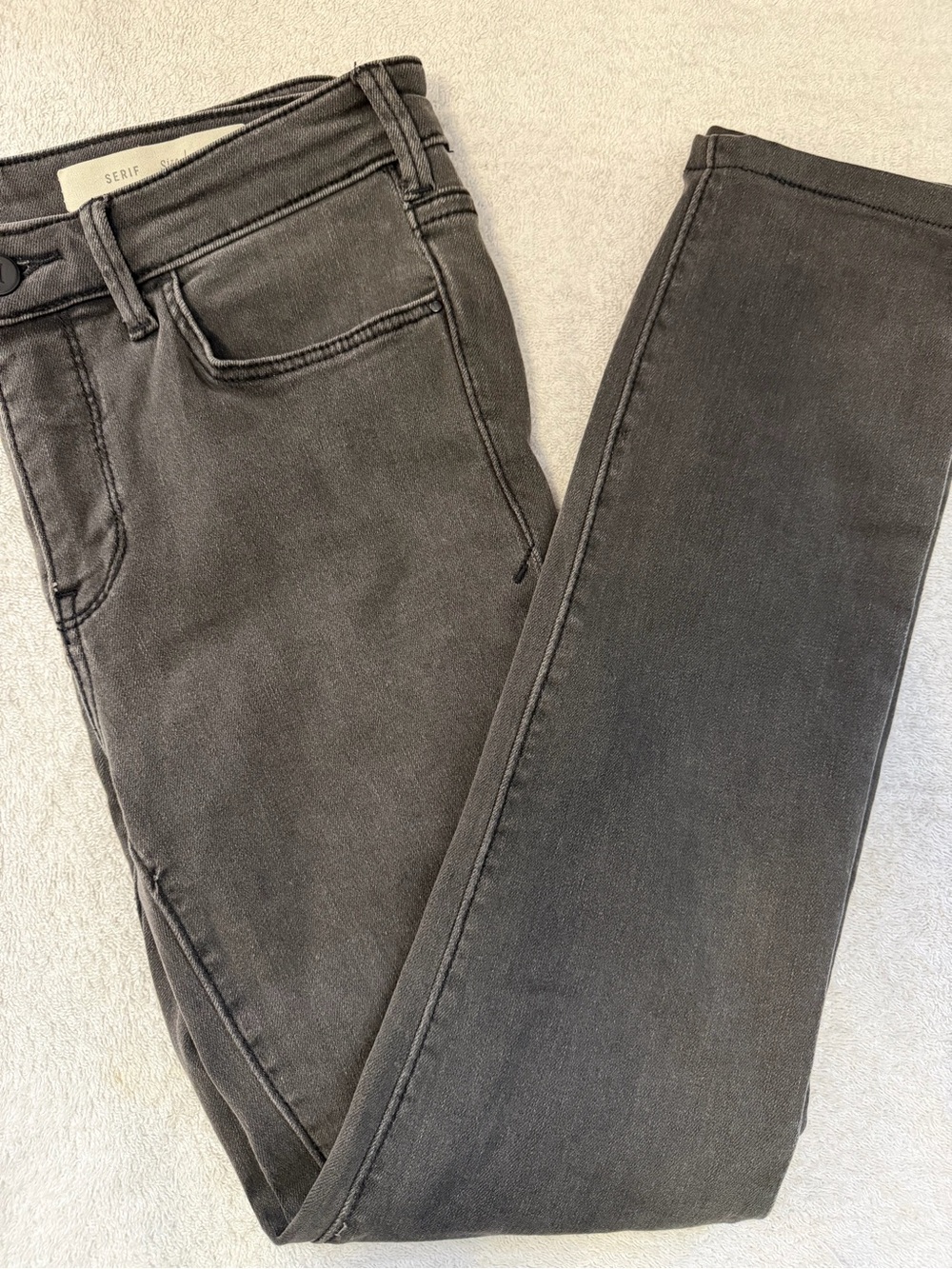 Anthropologie Pilcro Serif Skinny Jeans Boho Minimalist Mid-Rise Capsule Classic